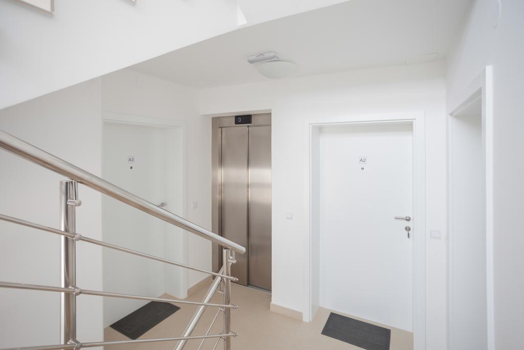 Apartments Lofiel Novalja Phòng bức ảnh