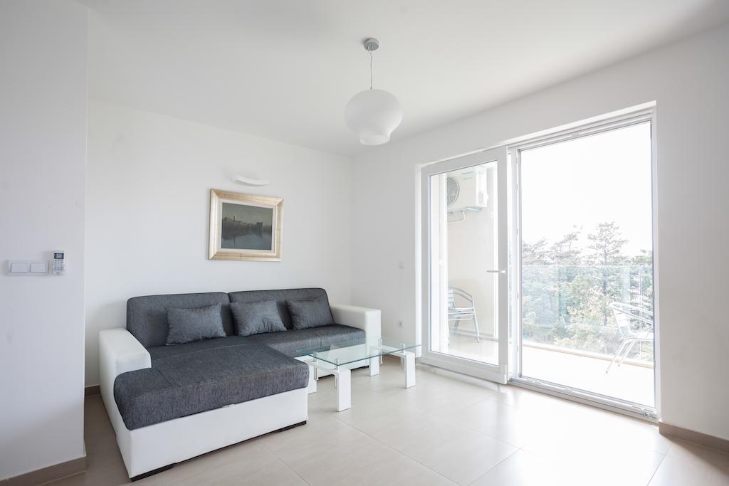 Apartments Lofiel Novalja Phòng bức ảnh