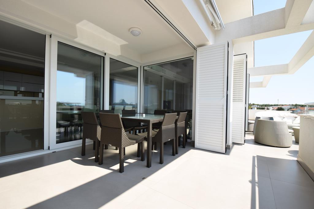 Apartments Lofiel Novalja Ngoại thất bức ảnh