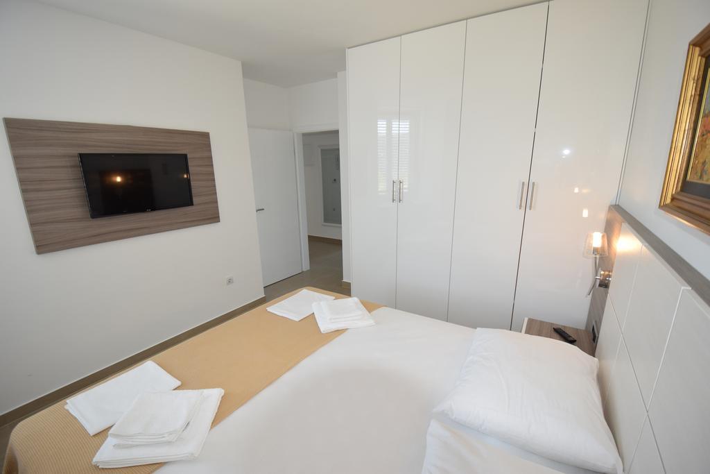 Apartments Lofiel Novalja Ngoại thất bức ảnh