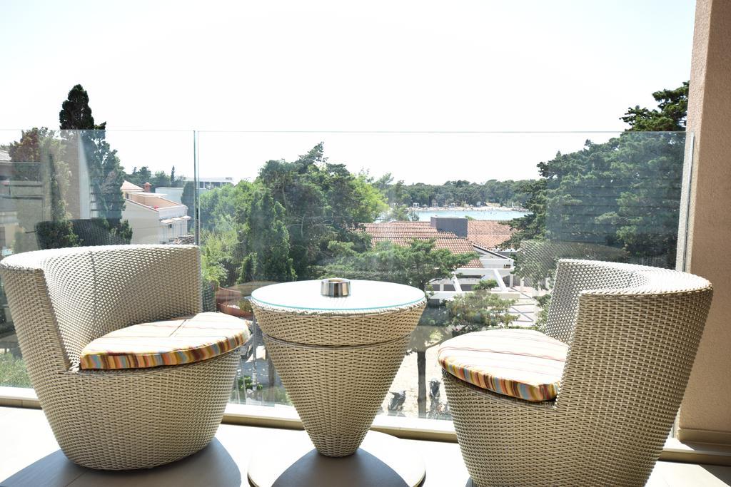 Apartments Lofiel Novalja Ngoại thất bức ảnh