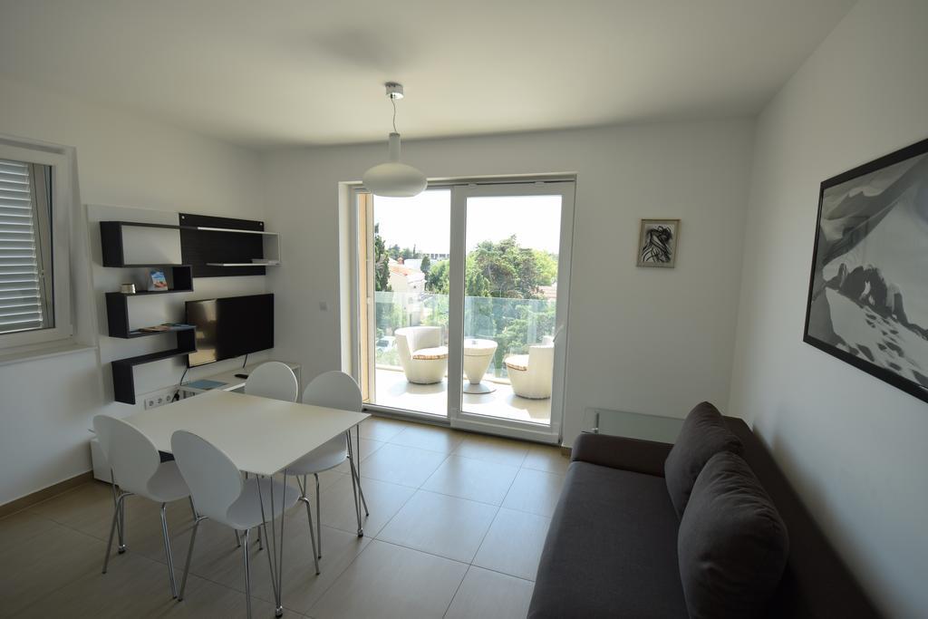 Apartments Lofiel Novalja Ngoại thất bức ảnh